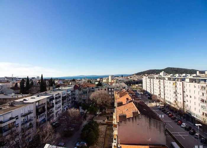 아파트 Deluxe Miro