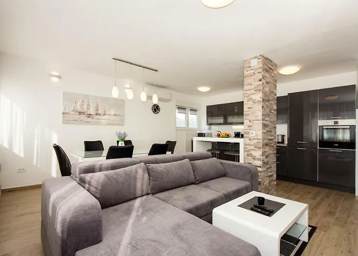 Deluxe Miro 스플리트