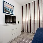 Deluxe Miro Appartement *