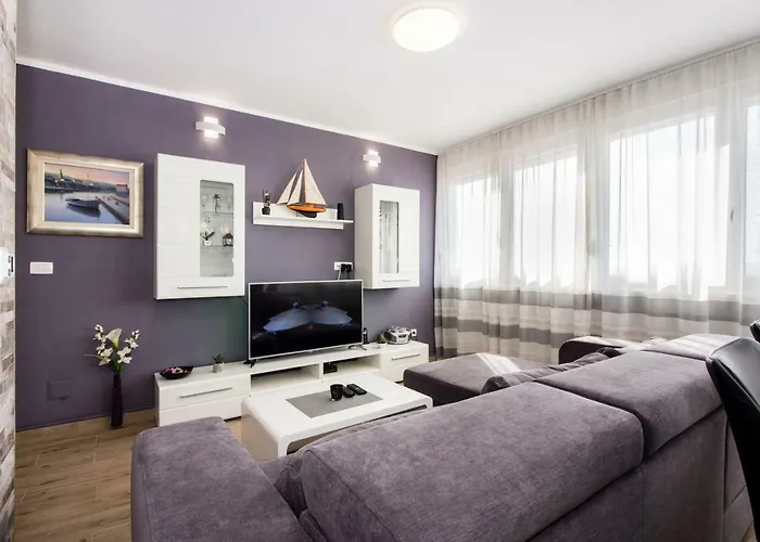 Deluxe Miro Apartmán *